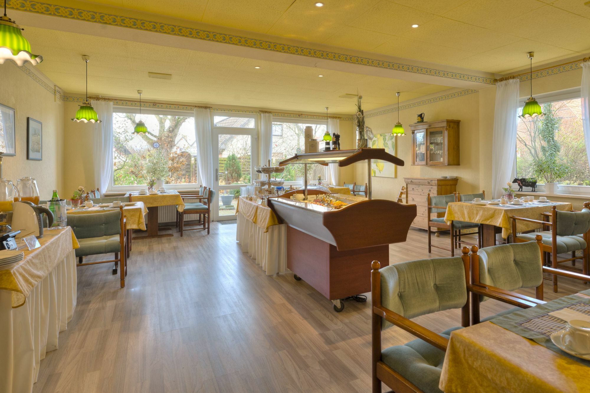 Hotel Morgensonne Garni Busum Exterior photo